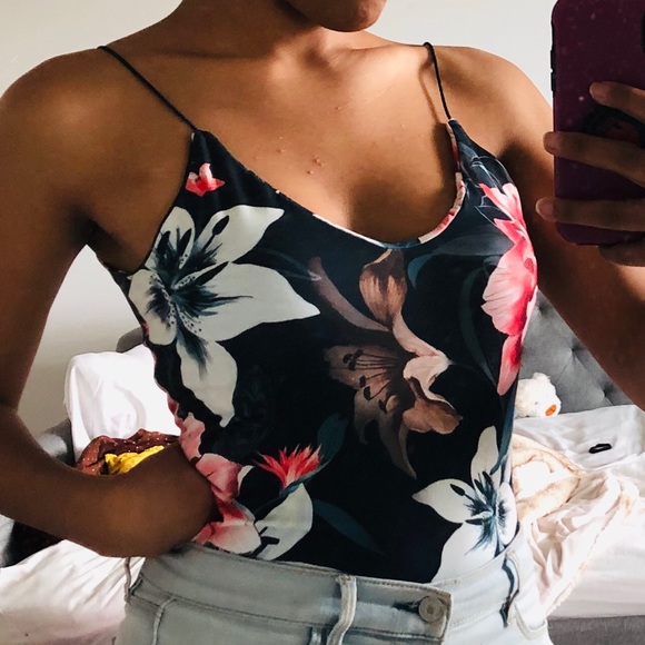Floral bodysuit - Picture 4 of 4